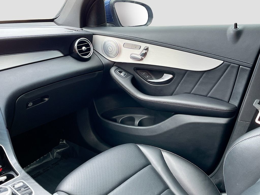 Used 2019 Mercedes-Benz GLC 300 4MATIC Coupe image 25