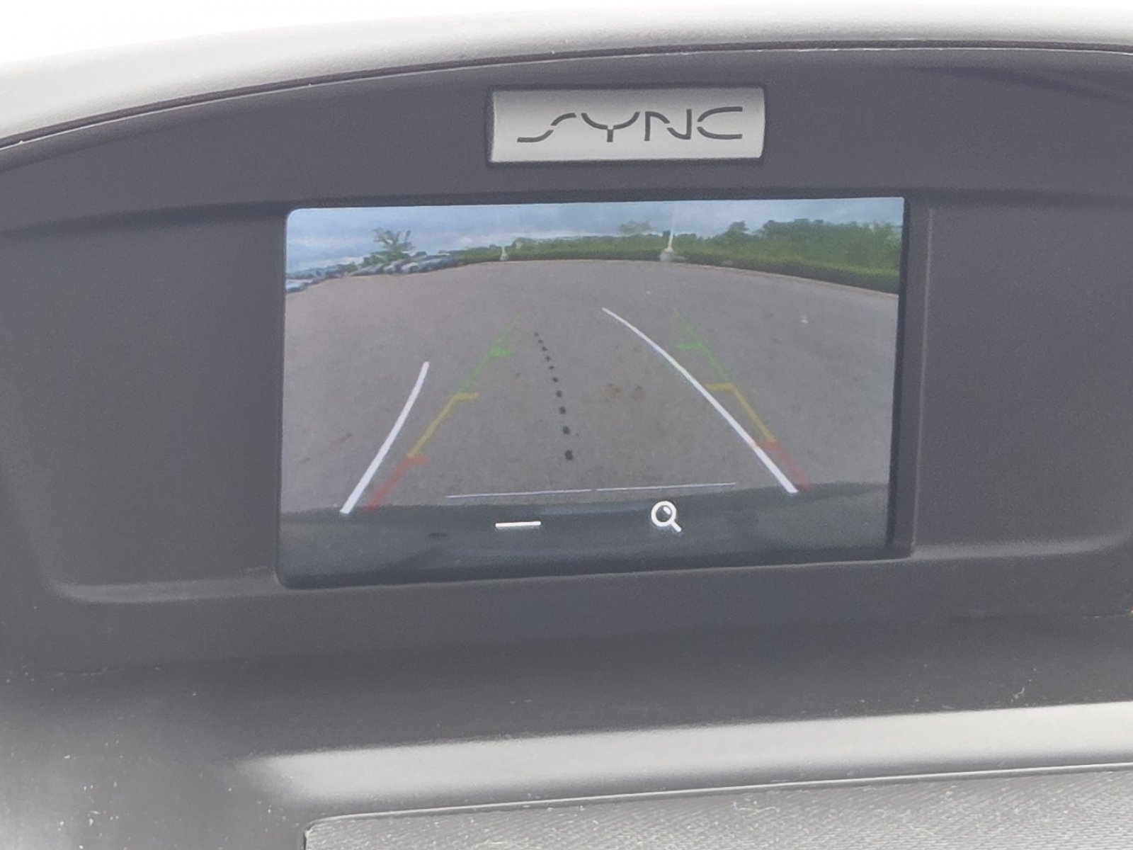 Used 2017 Ford Escape SE w/ SE Cold Weather Package FWD image 7