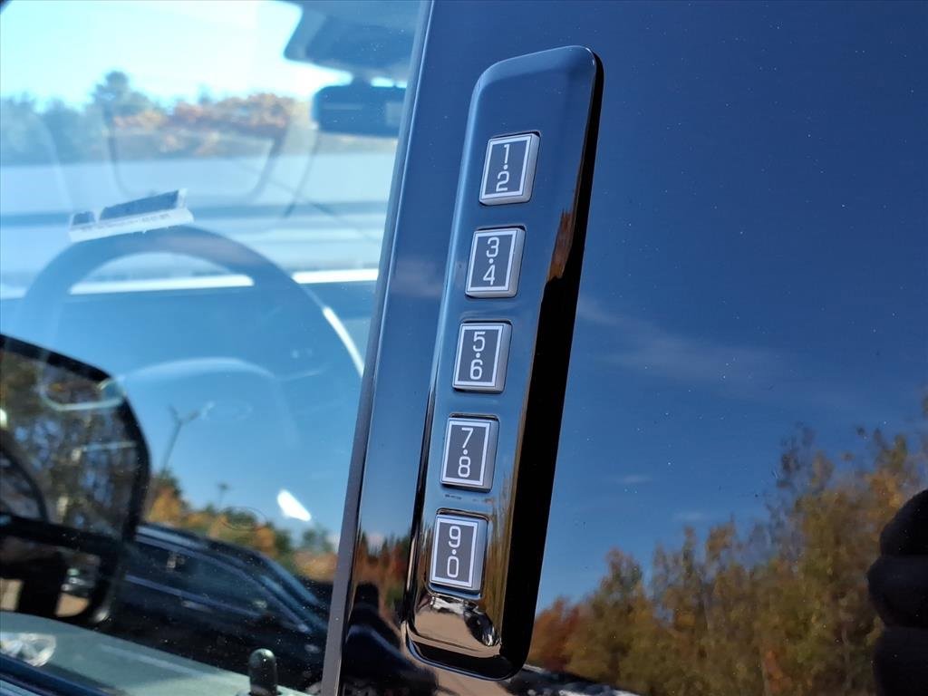 New 2026 Ford F350 Lariat w/ Chrome Package image 18