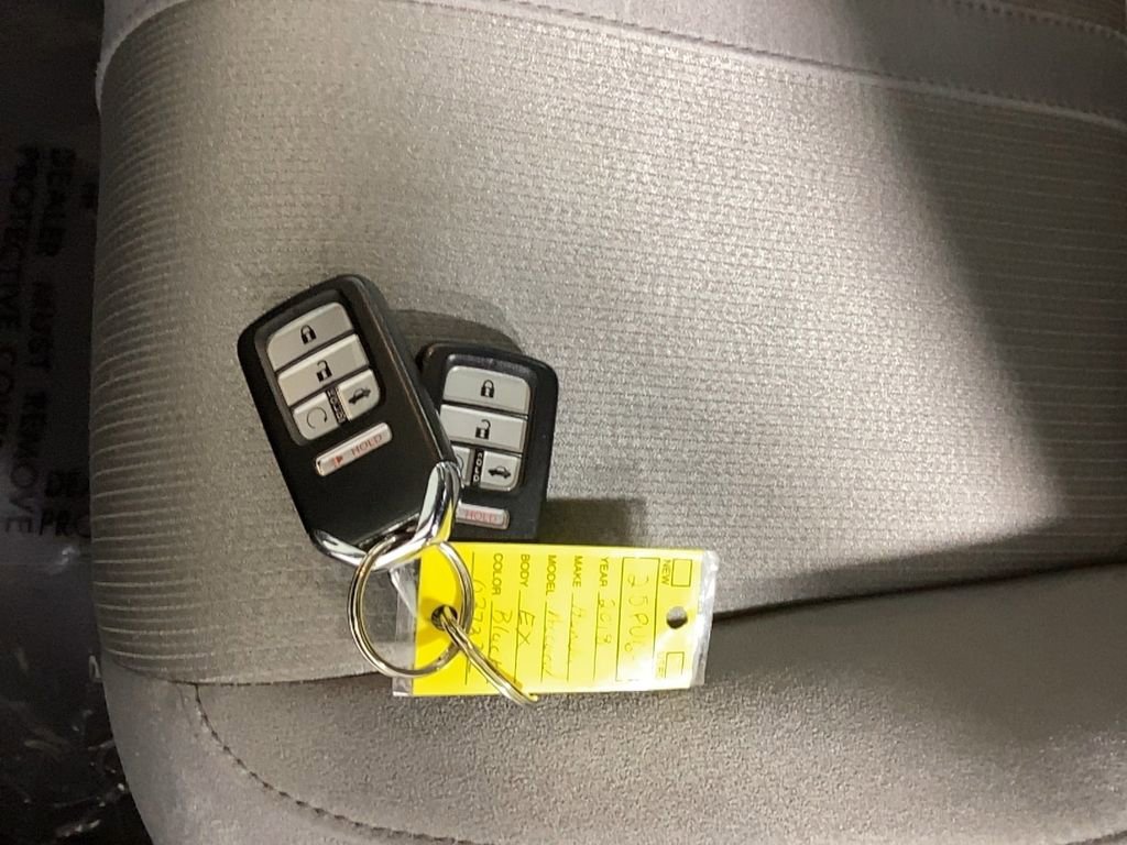 Used 2018 Honda Accord EX image 31