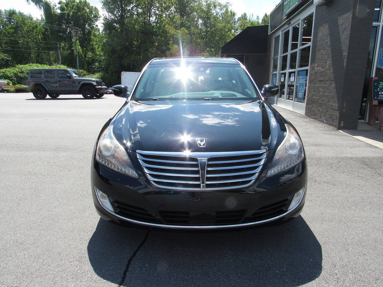 Used 2014 Hyundai Equus Ultimate RWD image 9