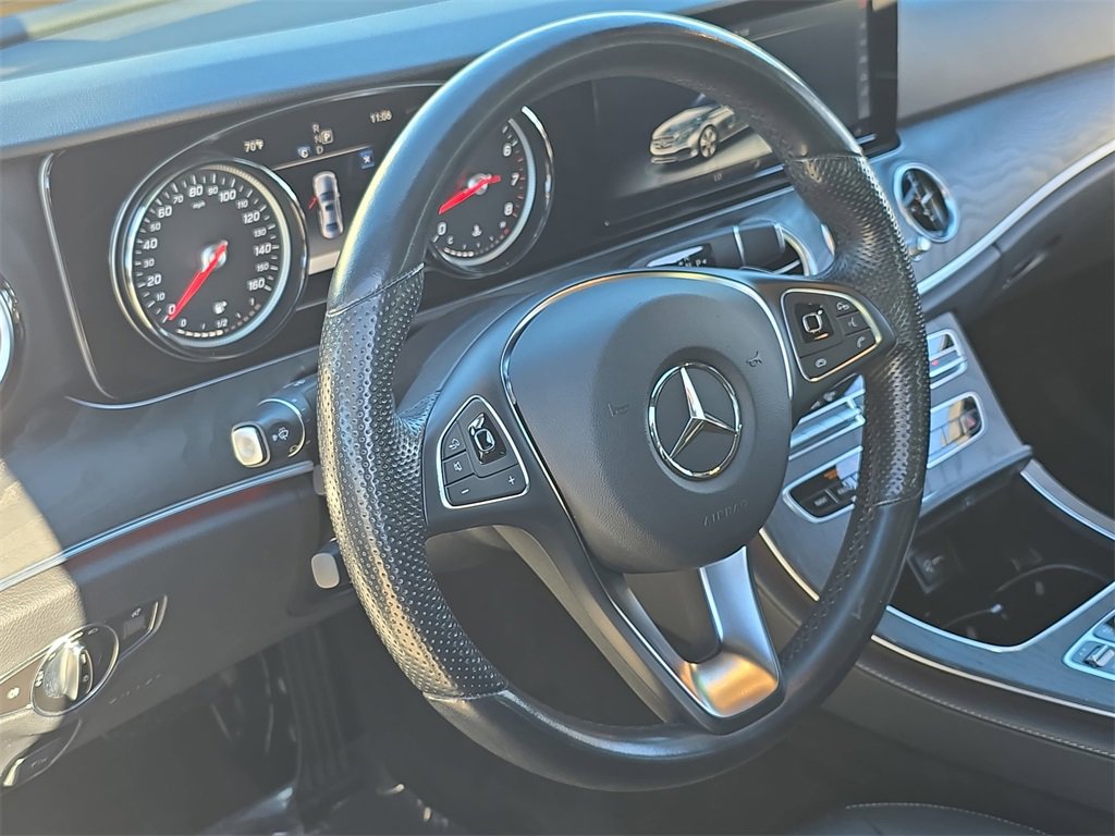 Used 2018 Mercedes-Benz E 300 image 19