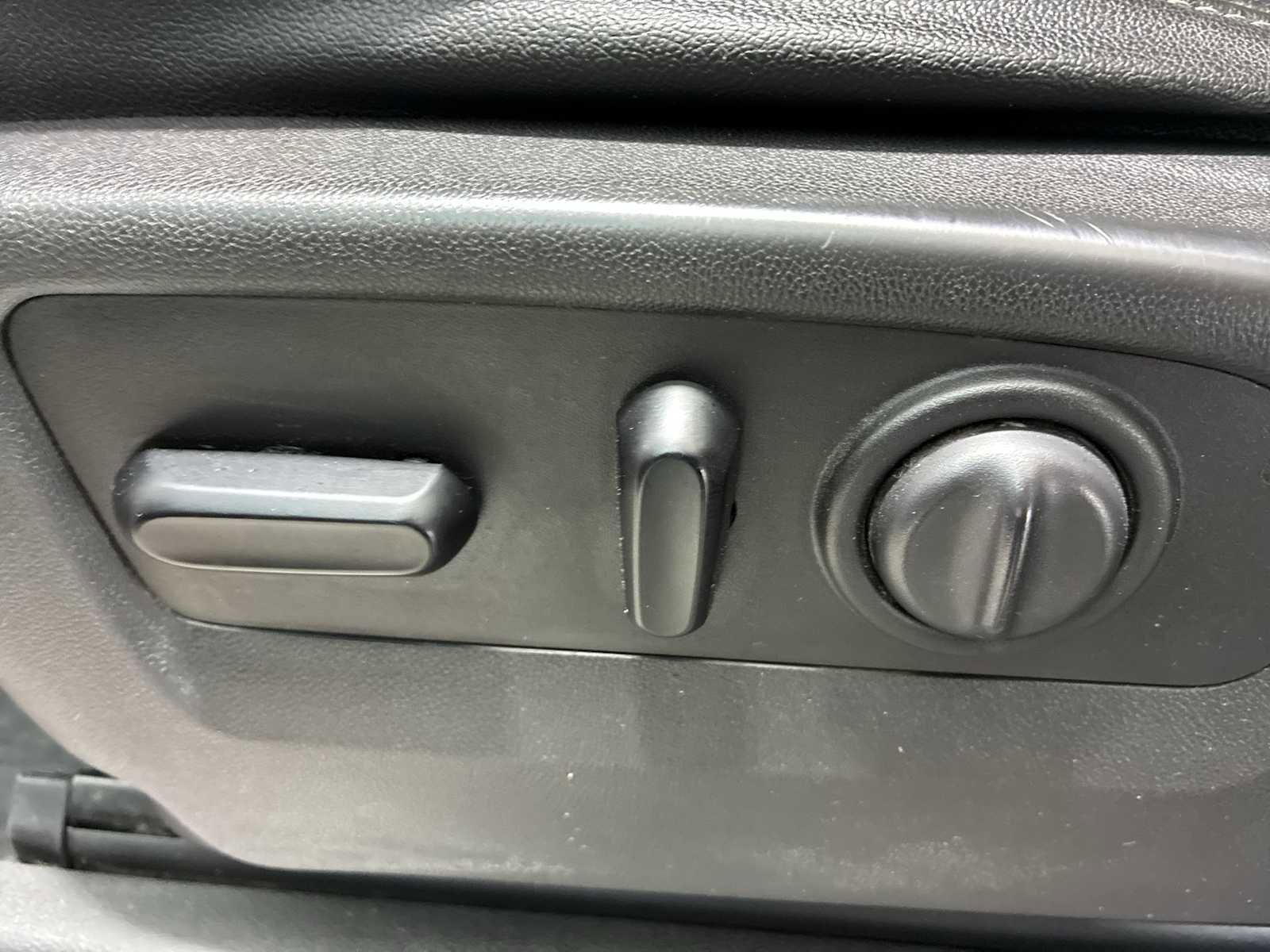 Used 2019 Chevrolet Silverado 1500 LT Trail Boss image 14