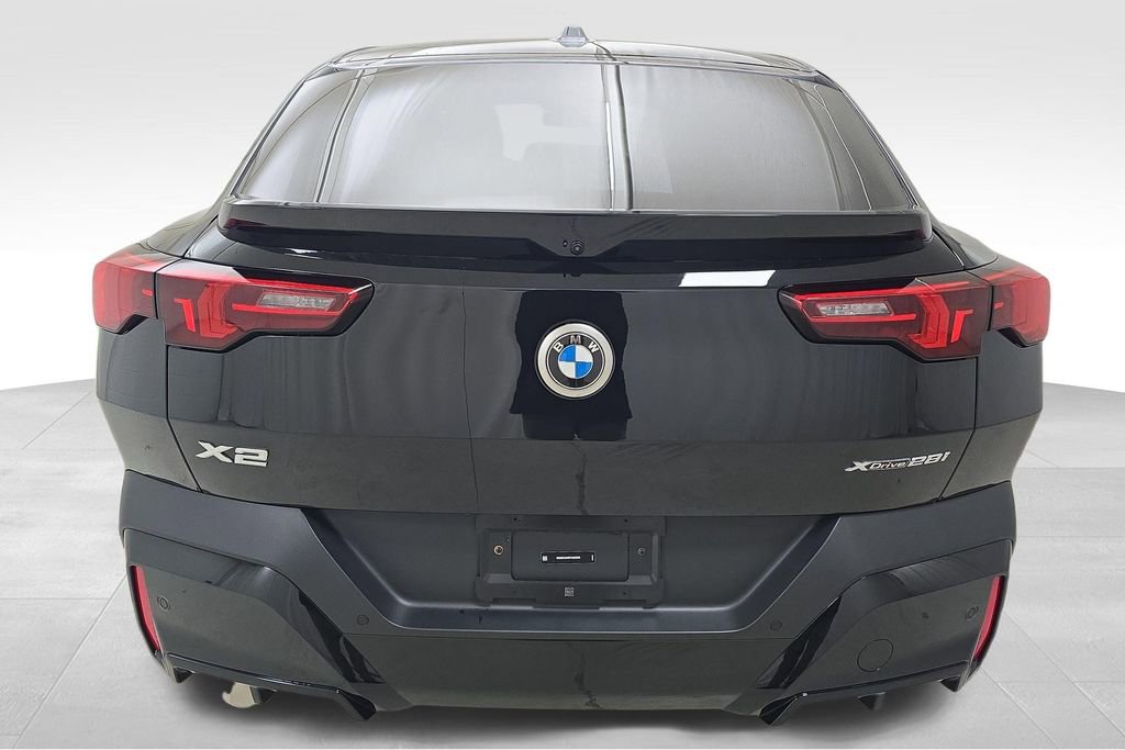 New 2026 BMW X2 xDrive28i w/ Convenience Package AWD/4WD image 8