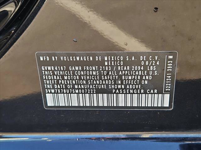 Used 2025 Volkswagen Jetta SE FWD image 15