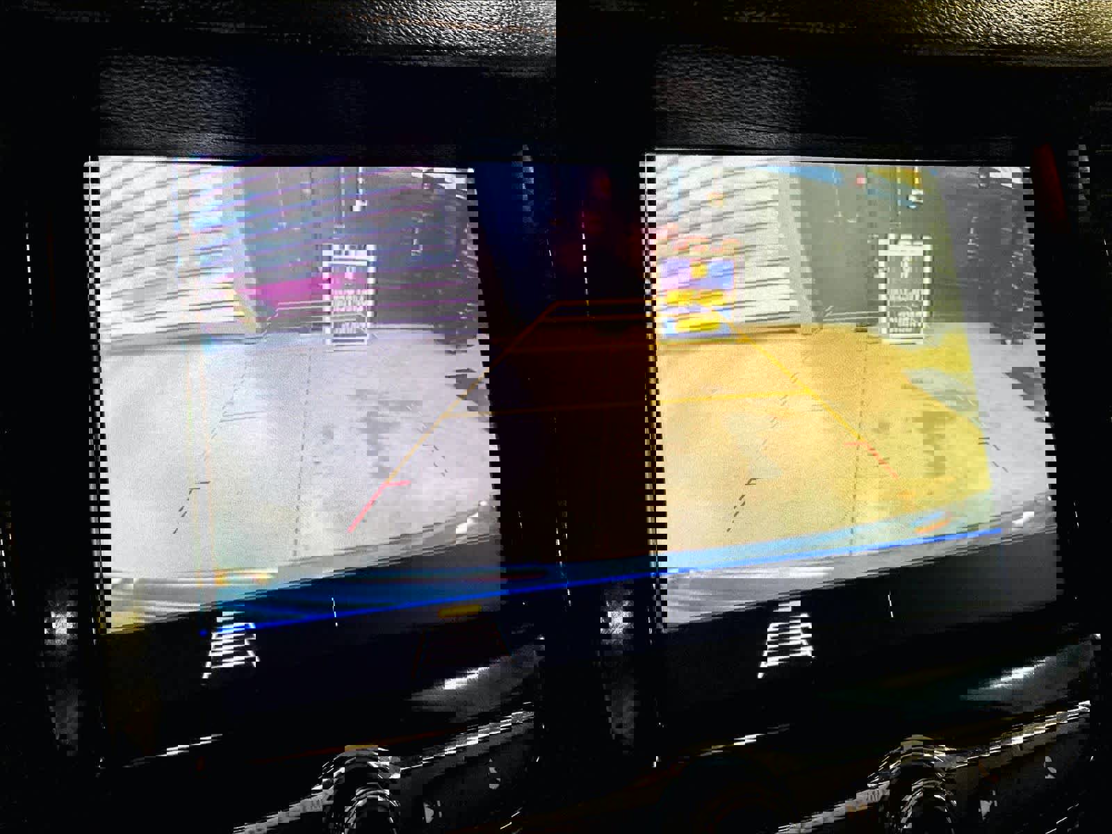 Used 2022 Chevrolet Trax LT w/ LT Convenience Package image 20