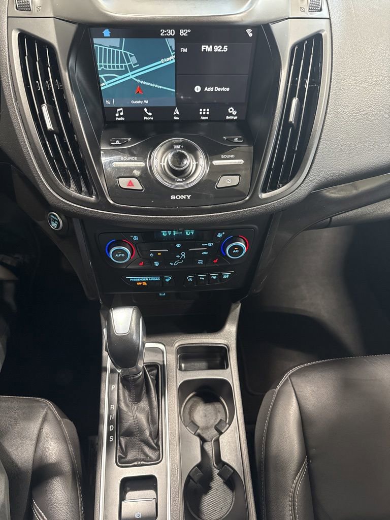 Used 2019 Ford Escape Titanium AWD/4WD image 25
