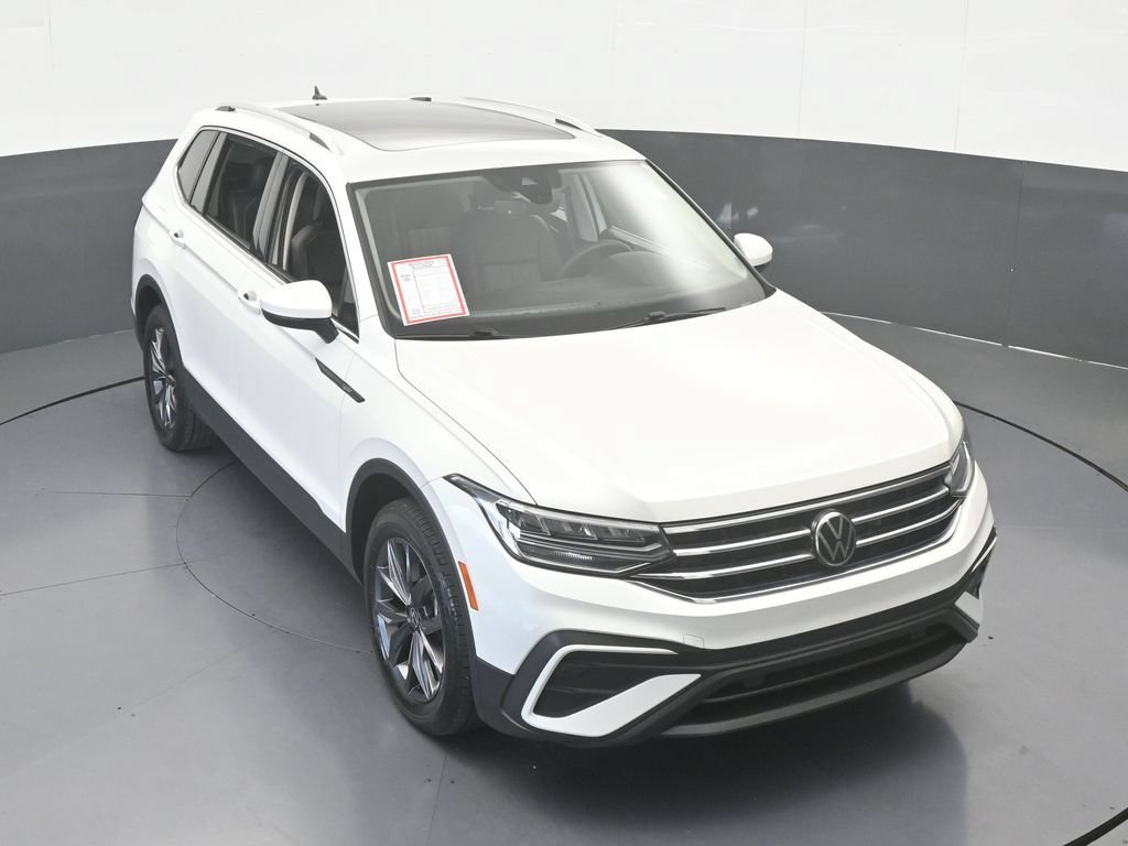 Used 2023 Volkswagen Tiguan SE FWD image 55