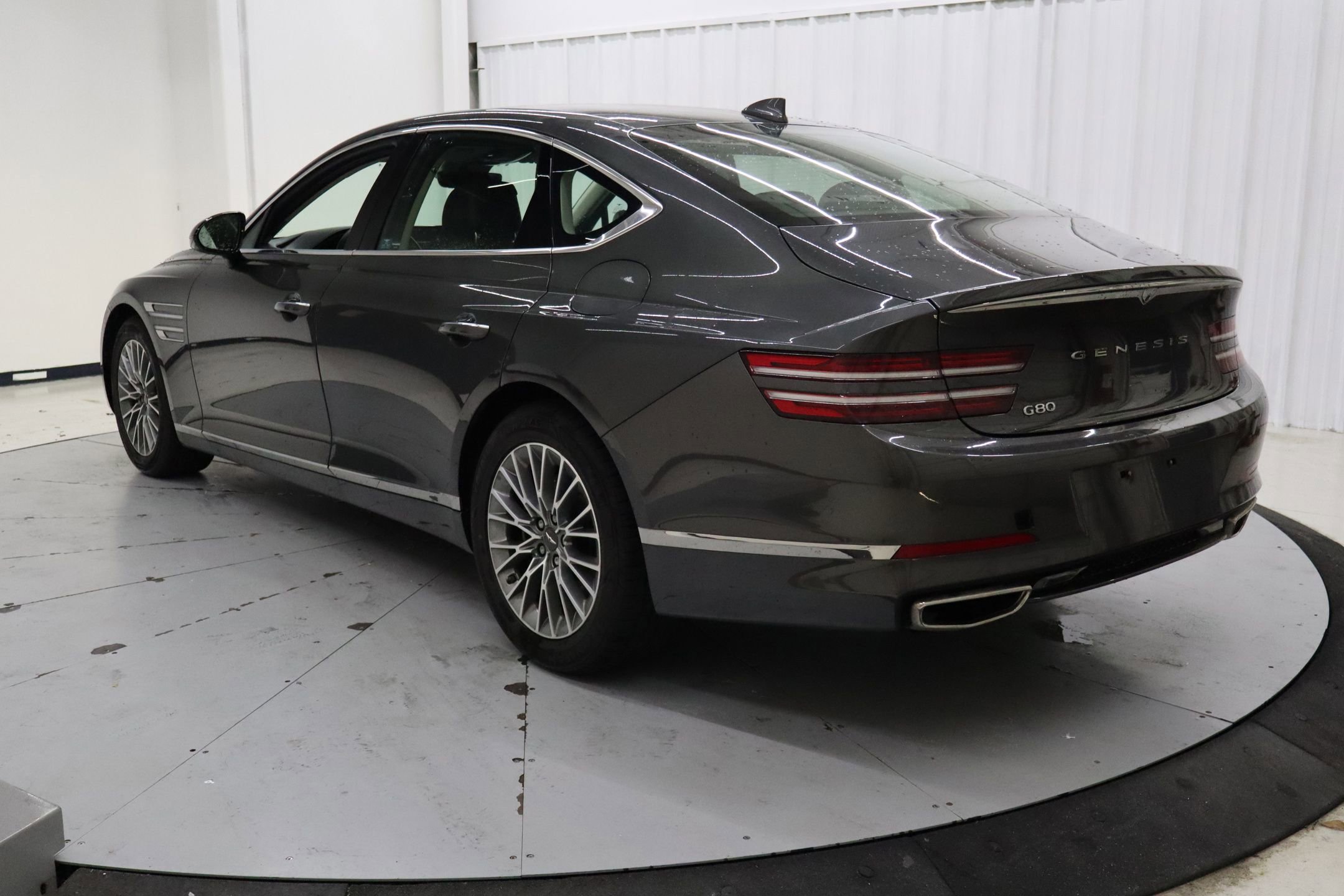 Used 2023 Genesis G80 2.5T image 8
