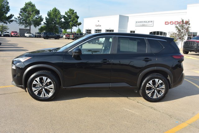 Used 2023 Nissan Rogue SV FWD image 9