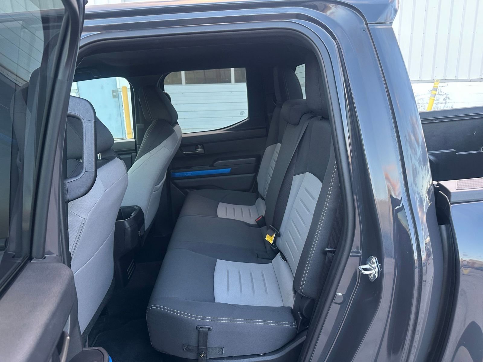 Used 2025 Toyota Tacoma TRD Off-Road image 23