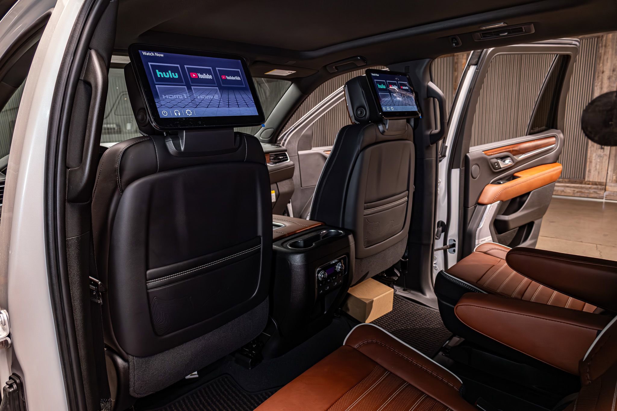 Used 2023 GMC Yukon Denali Ultimate image 22