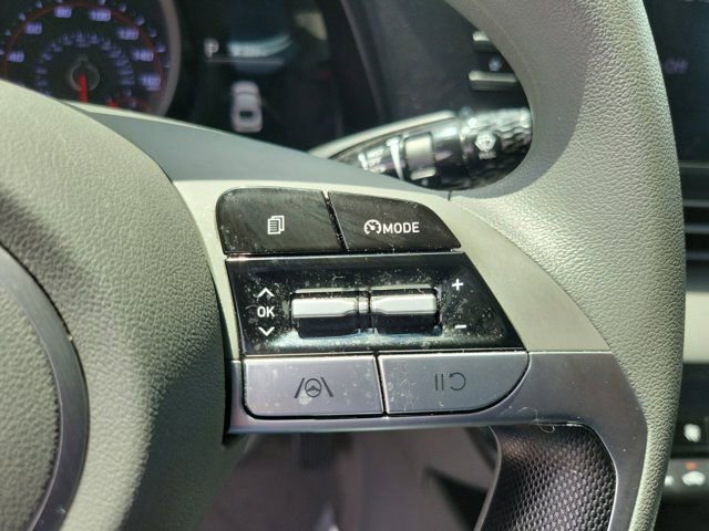 Certified 2023 Hyundai Elantra SEL FWD image 19