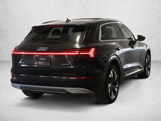 Used 2023 Audi e-tron Premium Plus w/ Premium Plus Package image 5