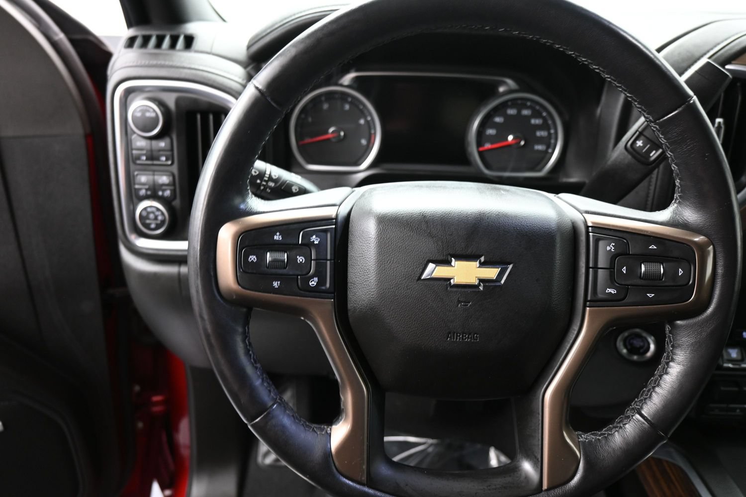Used 2021 Chevrolet Silverado 2500 High Country w/ Z71 Off-Road Package AWD/4WD image 14