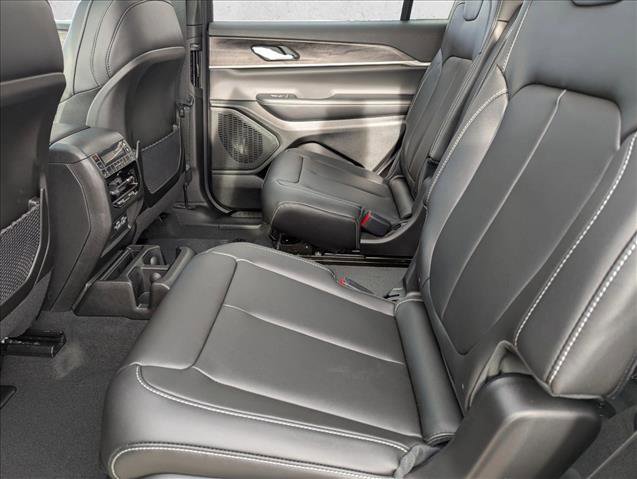 New 2025 Jeep Grand Cherokee L Limited image 15