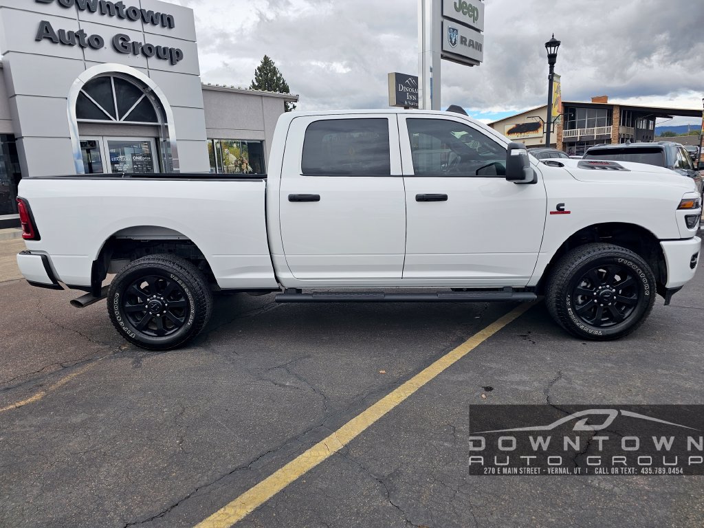 Used 2026 RAM 2500 Tradesman AWD/4WD image 2