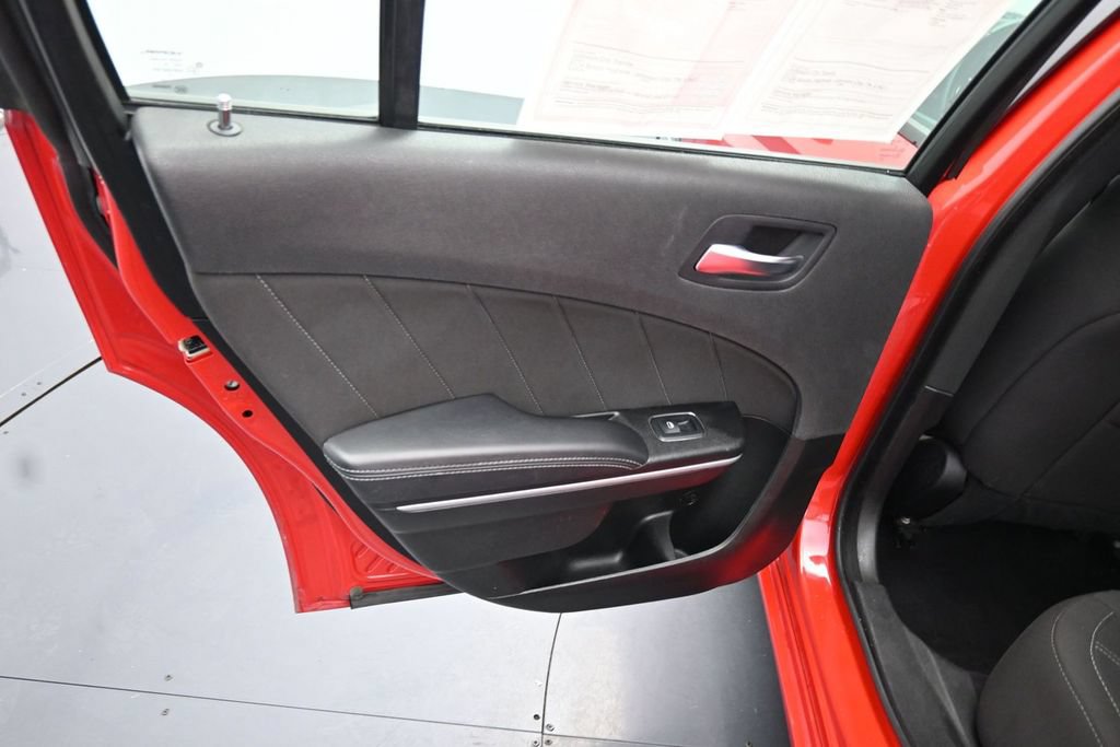 Used 2023 Dodge Charger SXT RWD image 17