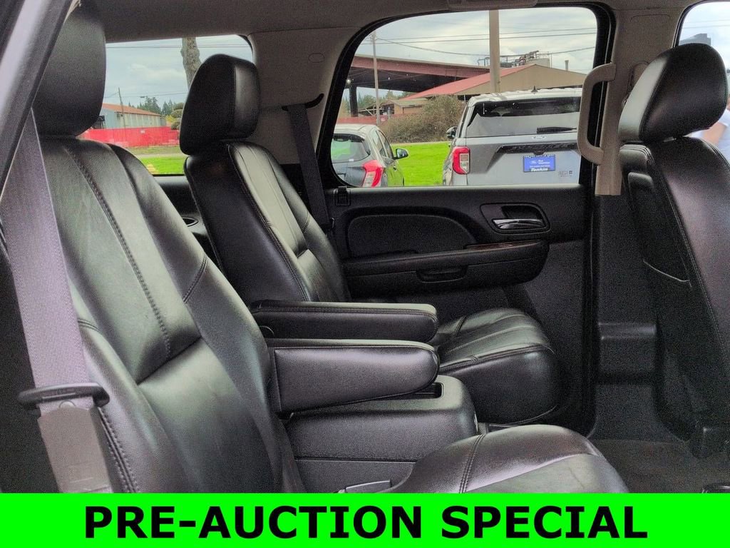 Used 2013 Chevrolet Tahoe LT w/ Luxury Package image 26