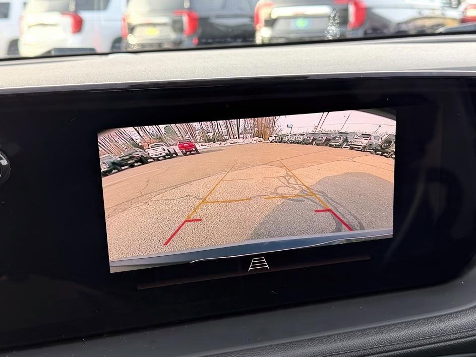 Used 2024 Buick Encore GX Preferred w/ Comfort Package image 27