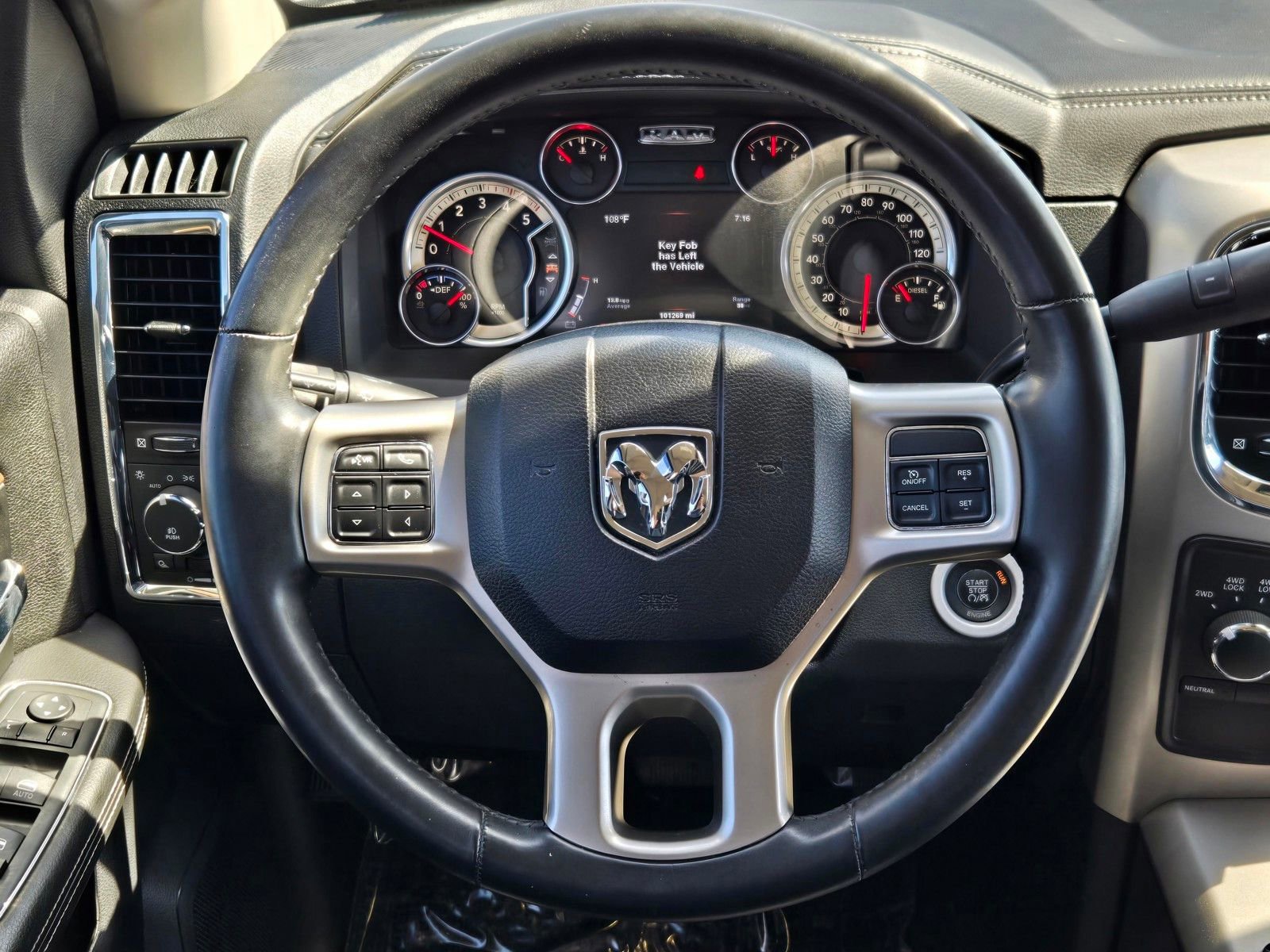 Used 2014 RAM 2500 Laramie w/ Convenience Group image 11