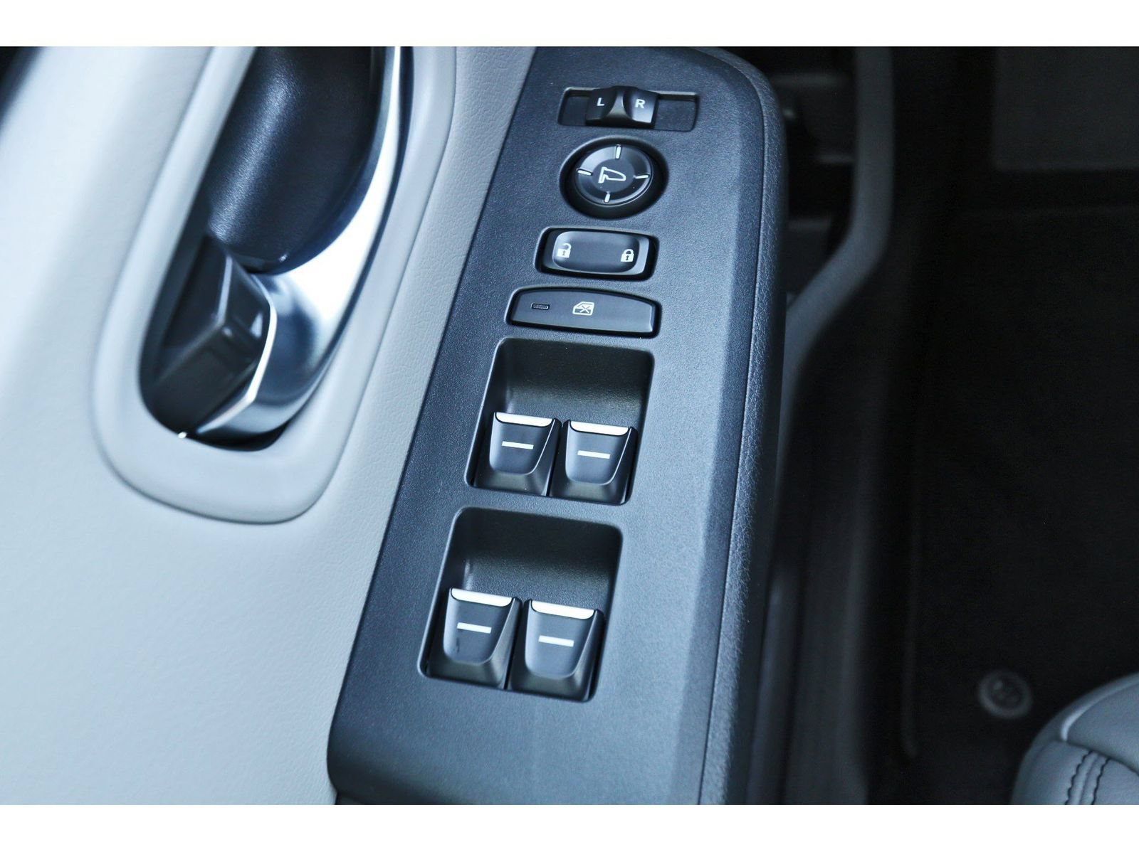 Used 2024 Honda Pilot Touring image 22