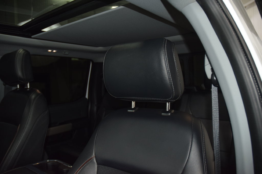 Used 2024 Ford F350 Lariat w/ Lariat Ultimate Package AWD/4WD image 40