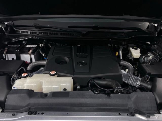 Used 2022 Toyota Tundra SR5 AWD/4WD image 13