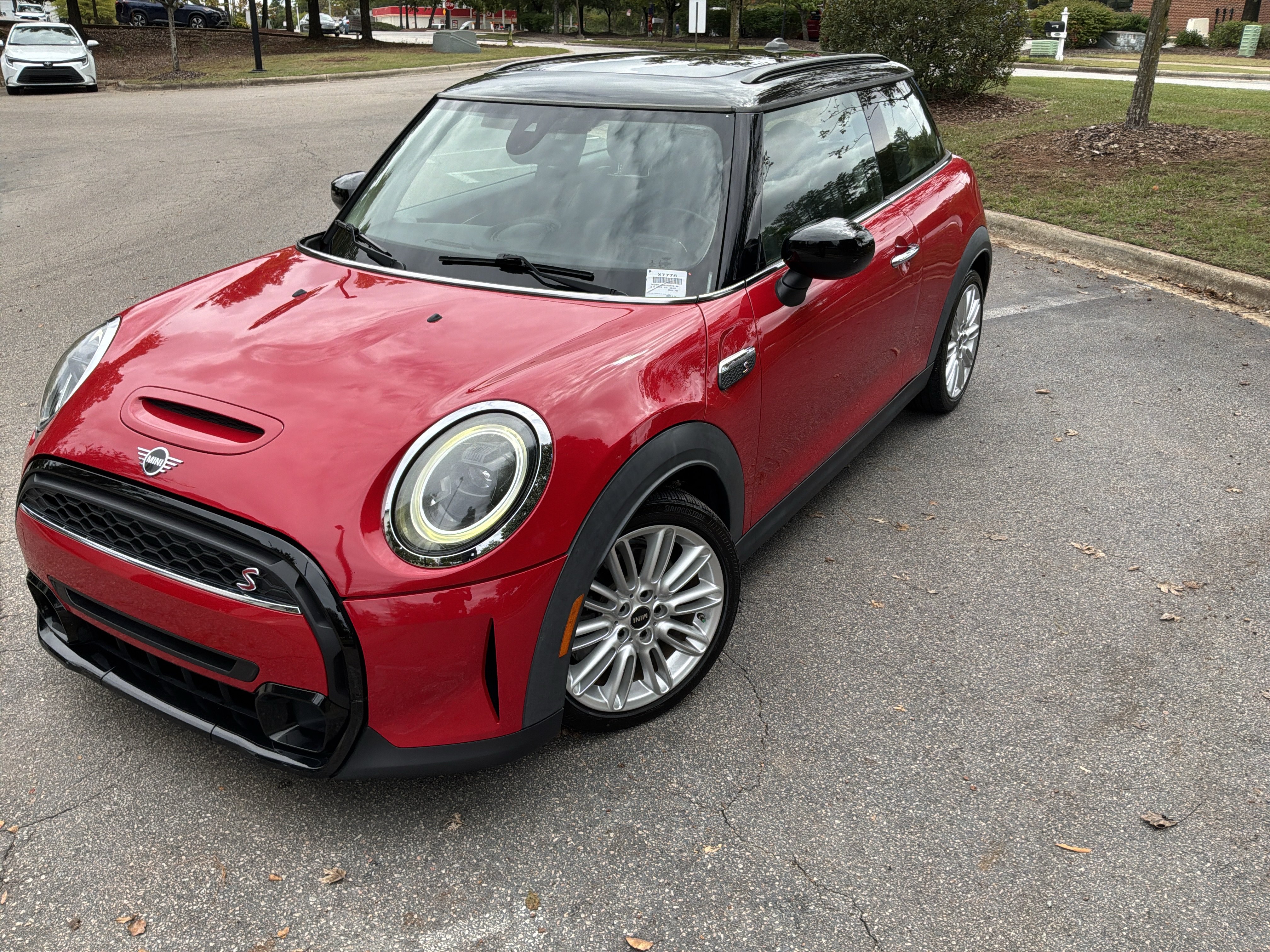 Used 2022 MINI Cooper S w/ Premium Package FWD image 5