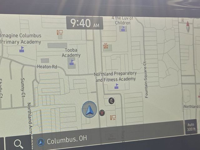 Used 2023 Hyundai Santa Fe SEL FWD image 4