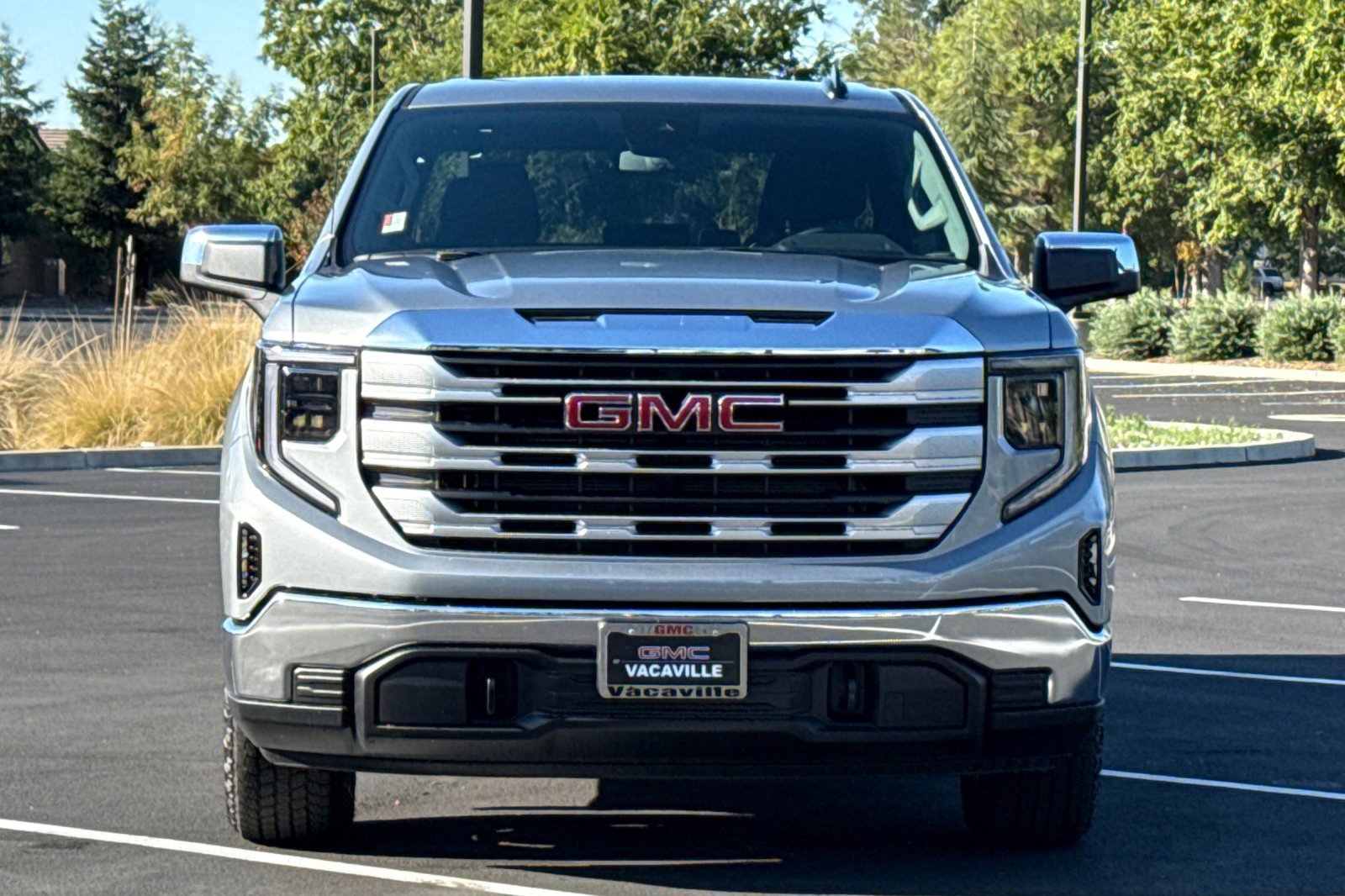 Used 2026 GMC Sierra 1500 SLE image 10