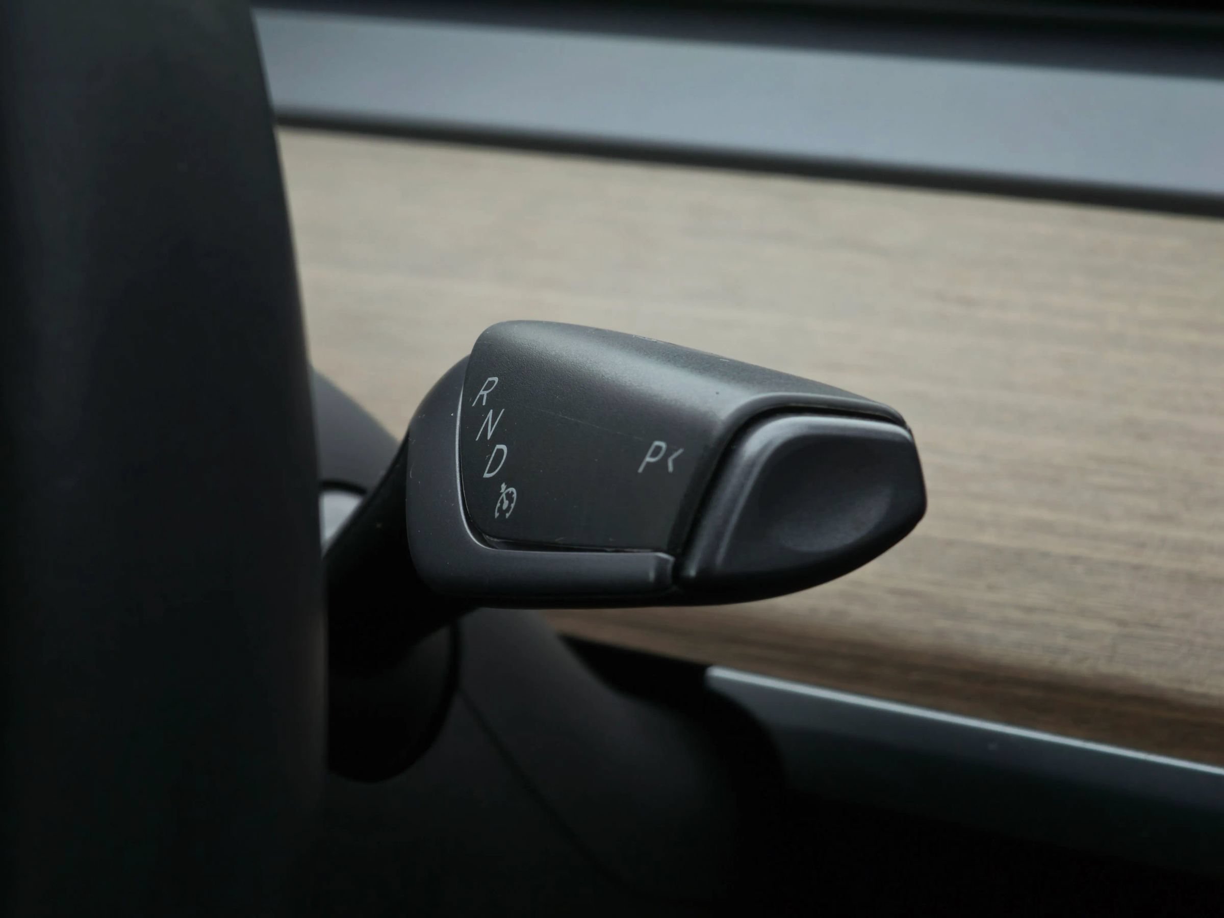 Used 2018 Tesla Model 3 Long Range RWD image 26