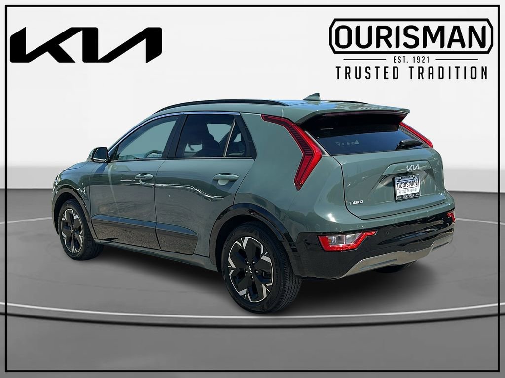 Certified 2023 Kia Niro Wind w/ Wind Preserve Package FWD image 3