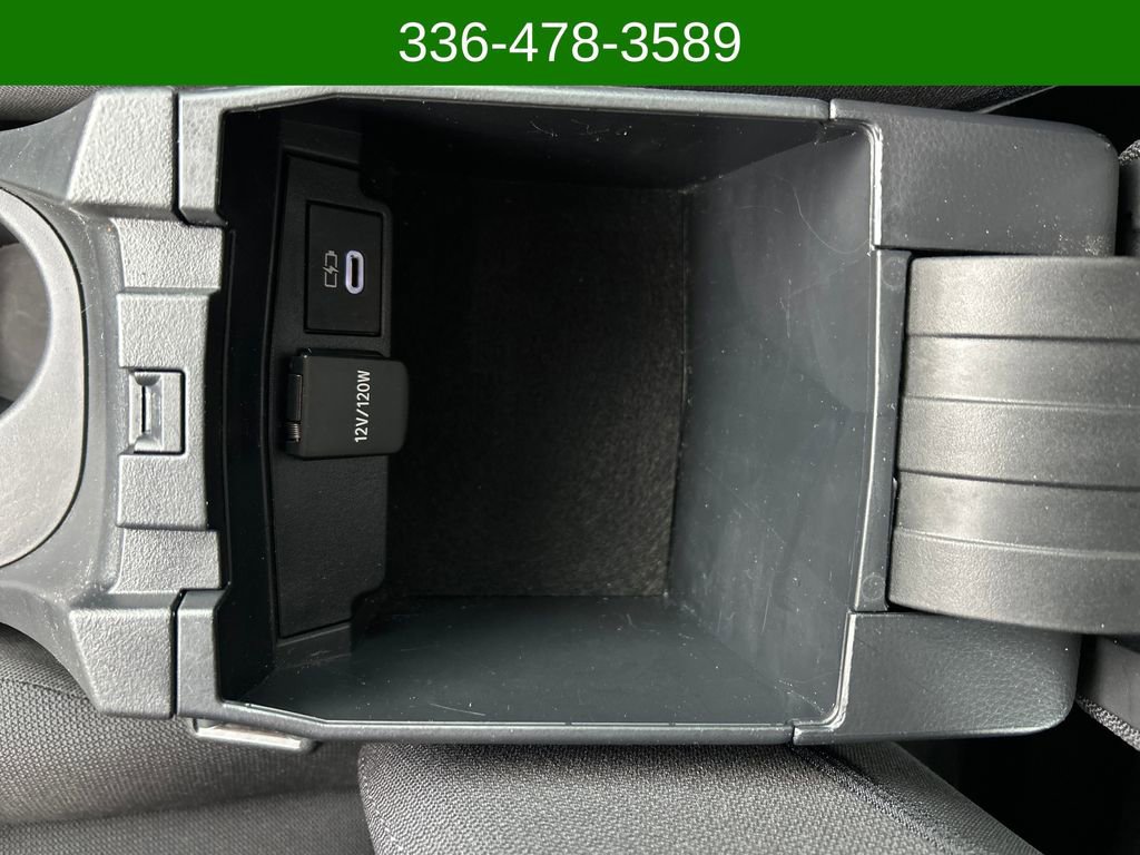 Used 2024 Toyota Corolla LE w/ LE Convenience Package FWD image 24