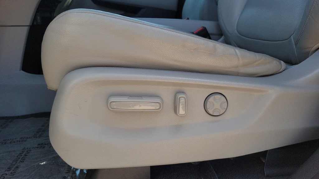 Used 2018 Honda Odyssey EX-L image 16