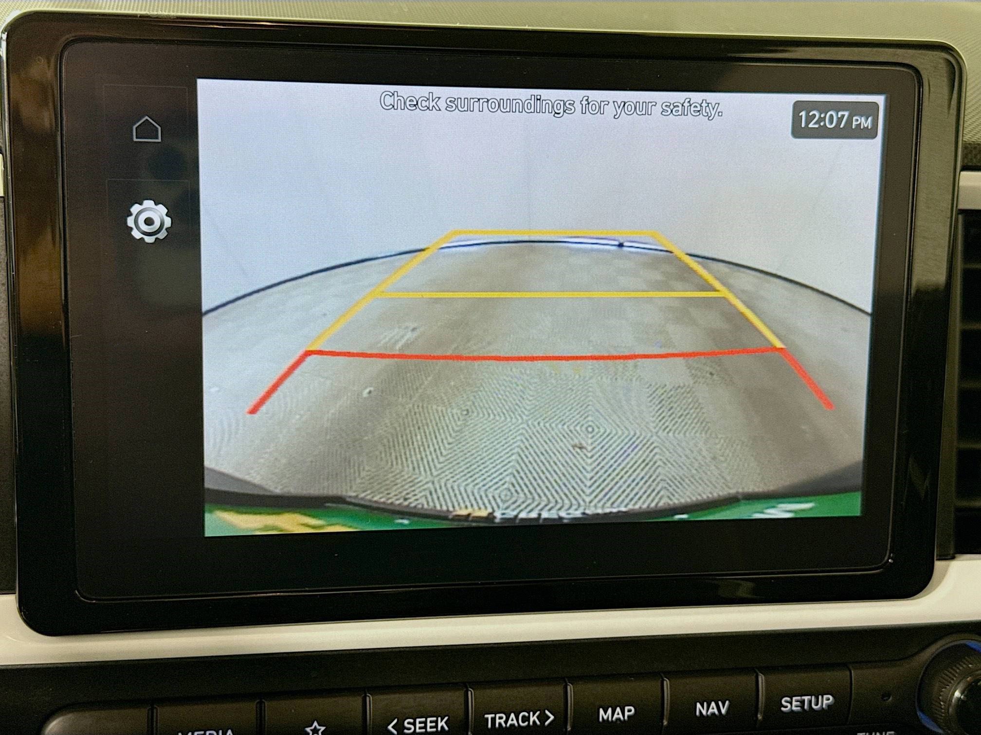 Used 2024 Hyundai Venue Limited image 17