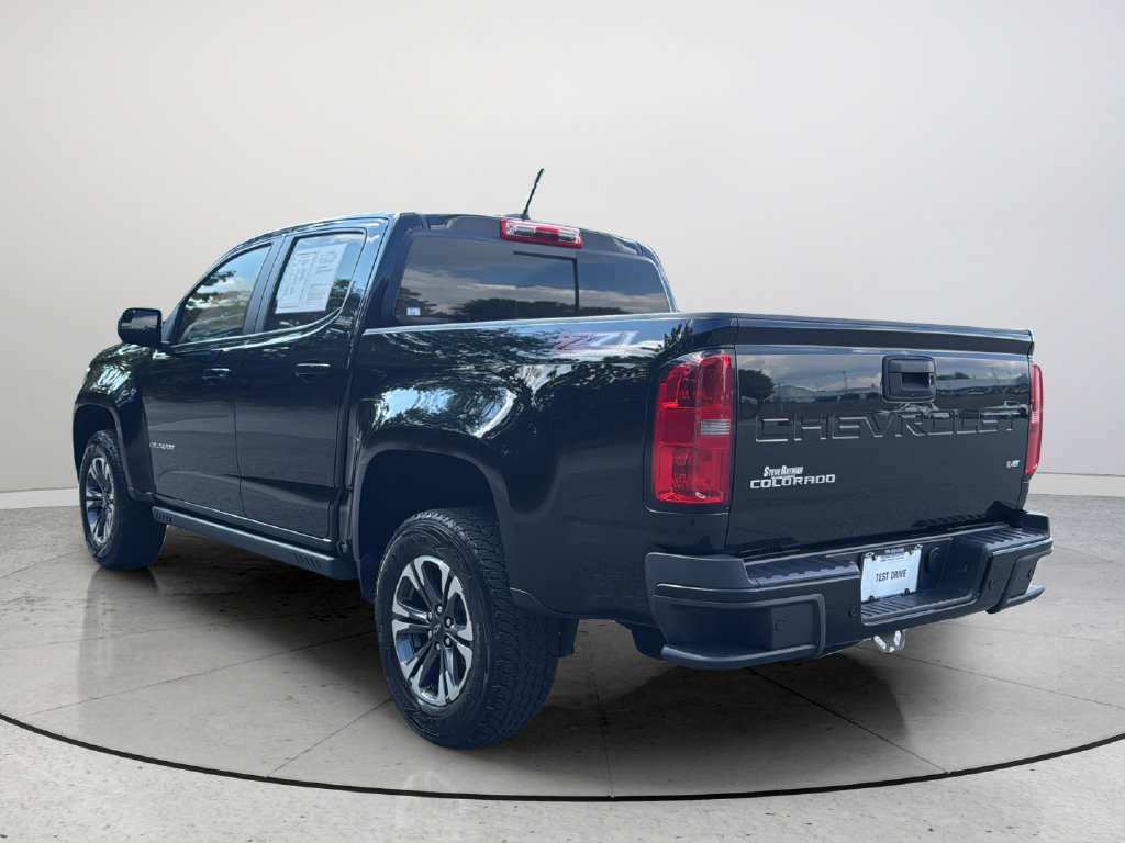 Used 2022 Chevrolet Colorado Z71 w/ Safety Package AWD/4WD image 6