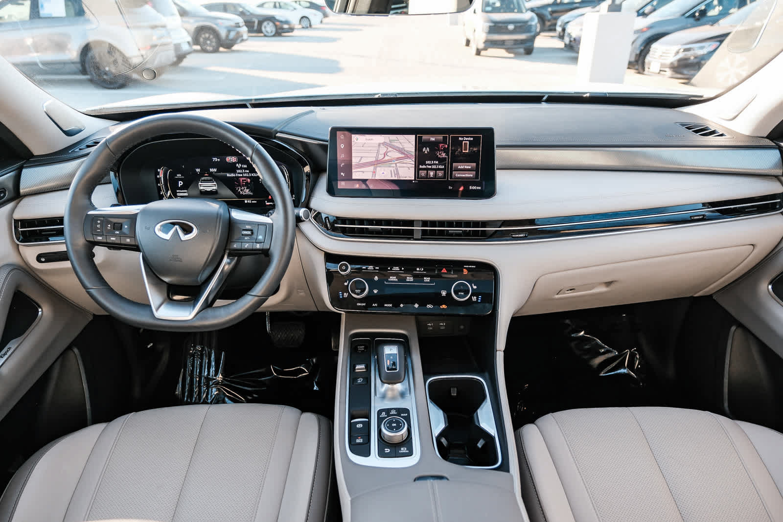 Used 2026 INFINITI QX60 Luxe w/ Cargo Package FWD image 13