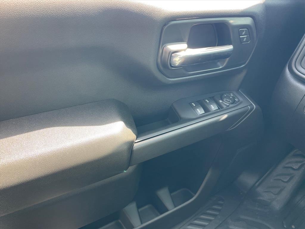New 2026 Chevrolet Silverado 1500 W/T w/ WT Value Package AWD/4WD image 19
