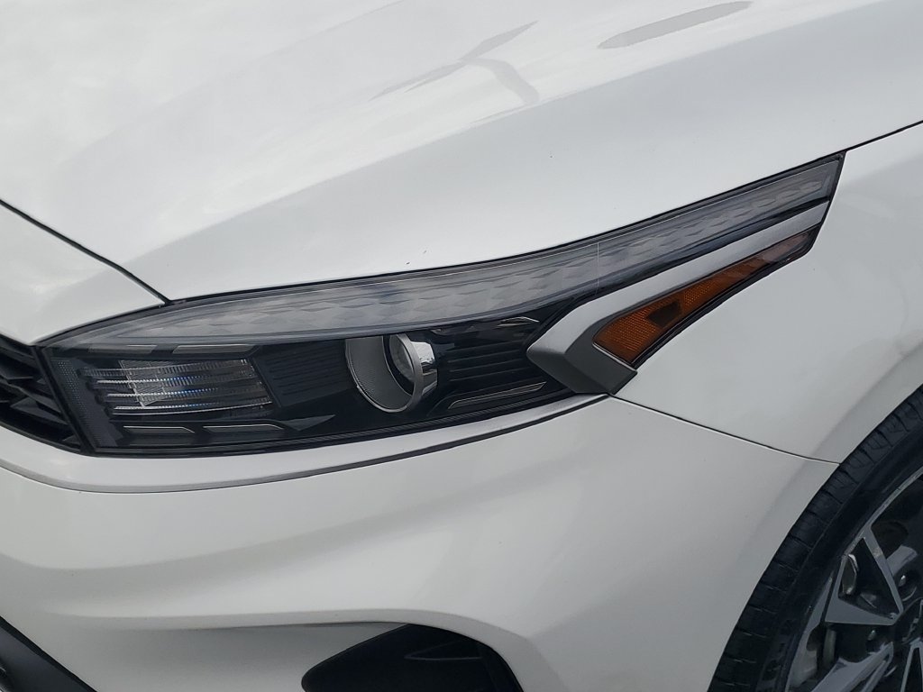 Used 2024 Kia Forte LXS FWD image 8