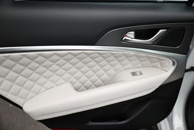 New 2025 Genesis G70 3.3T Advanced w/ Sport Prestige Package image 28