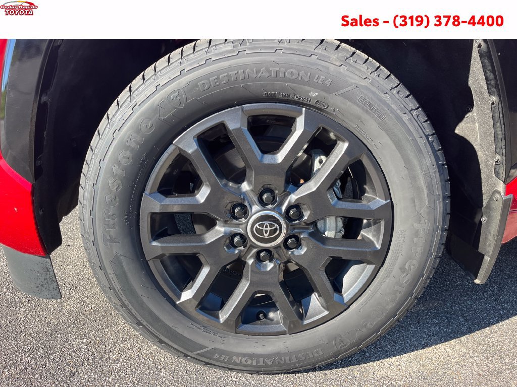 Certified 2024 Toyota Sequoia Platinum AWD/4WD image 14