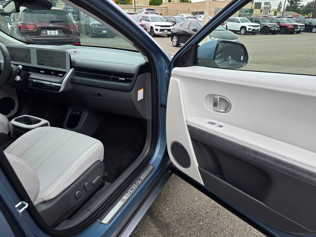 Used 2023 Hyundai Ioniq 5 Limited AWD/4WD image 10