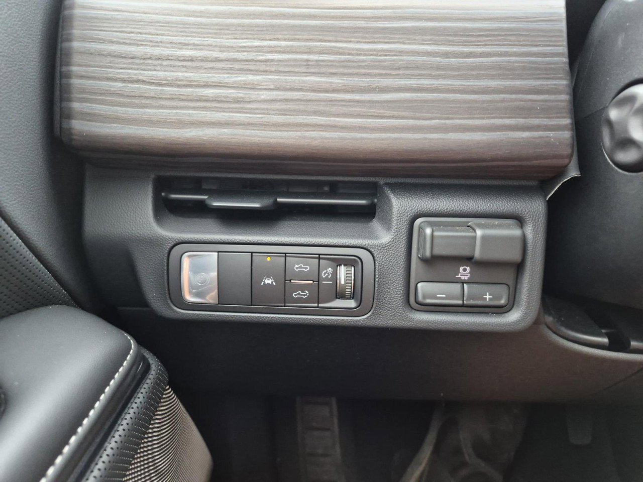 New 2026 GMC Sierra EV Denali image 19