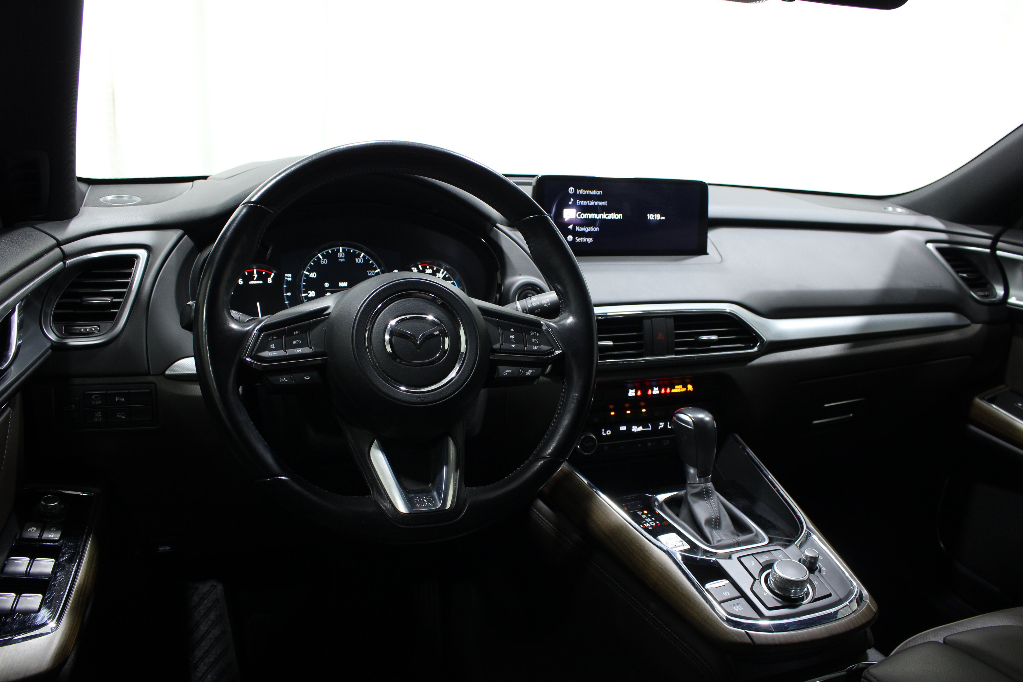 Used 2022 MAZDA CX-9 Signature AWD/4WD image 2