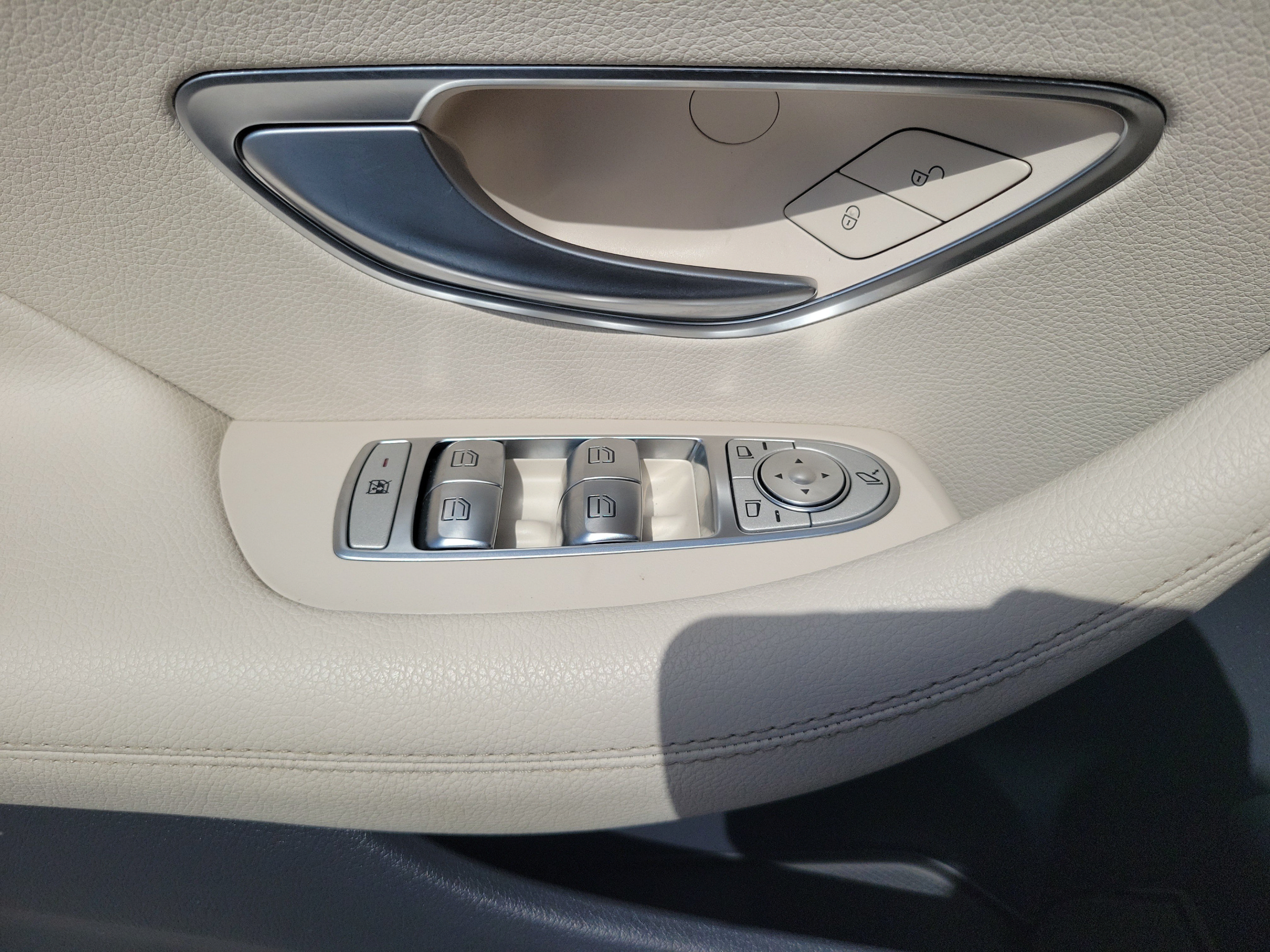 Certified 2023 Mercedes-Benz E 450 Cabriolet image 10
