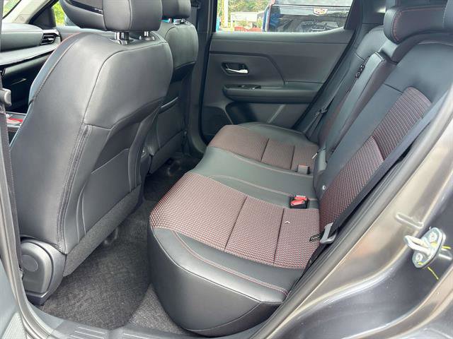 New 2026 Nissan Kicks SR image 6