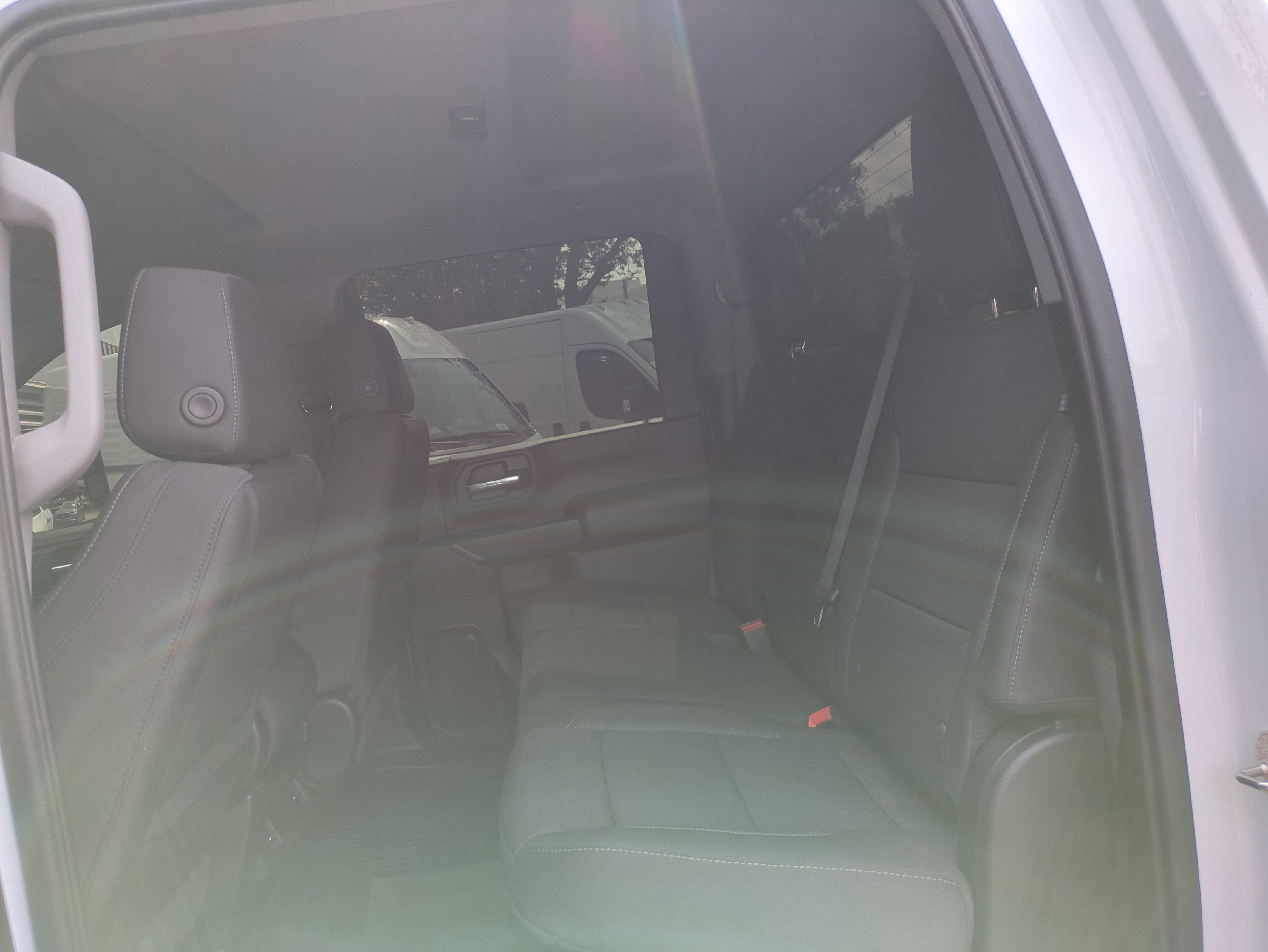 Used 2024 GMC Sierra 2500 Pro w/ Convenience Package image 14