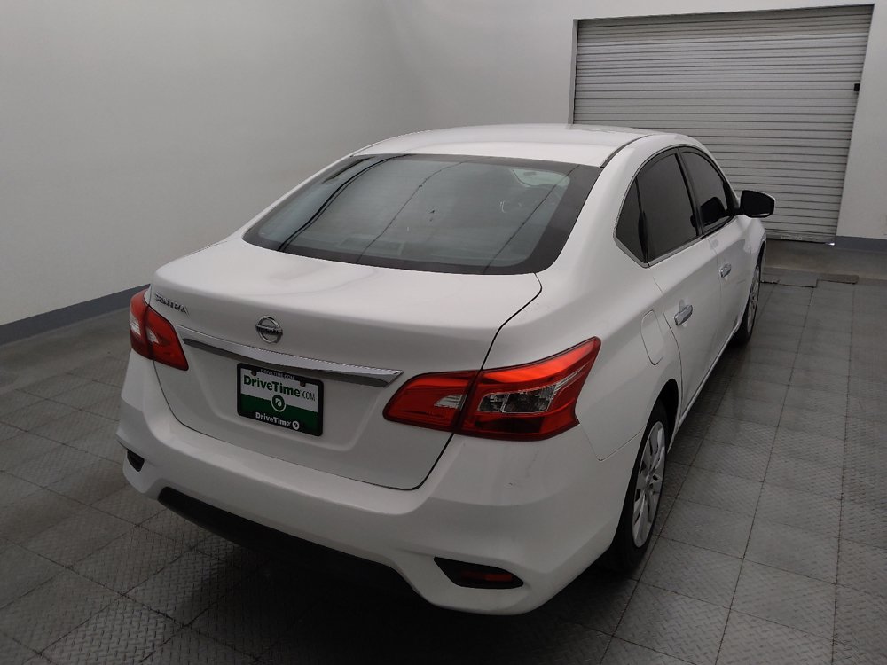 Used 2016 Nissan Sentra S FWD image 7