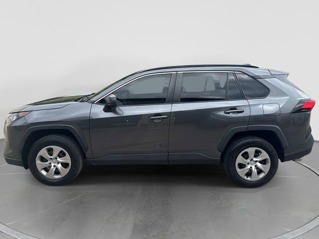 Used 2021 Toyota RAV4 LE FWD image 7
